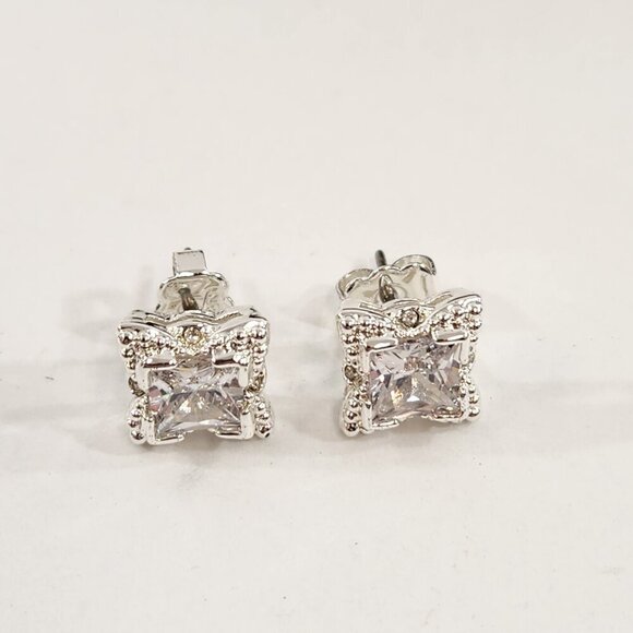Avon Halo Cubic Zirconia Stud Earrings Princess Cut x 4 NEW - Picture 3 of 10